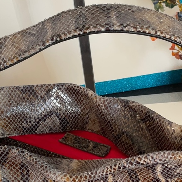 EUC Dooney and Bourke Shoulder Bag - Picture 12 of 12